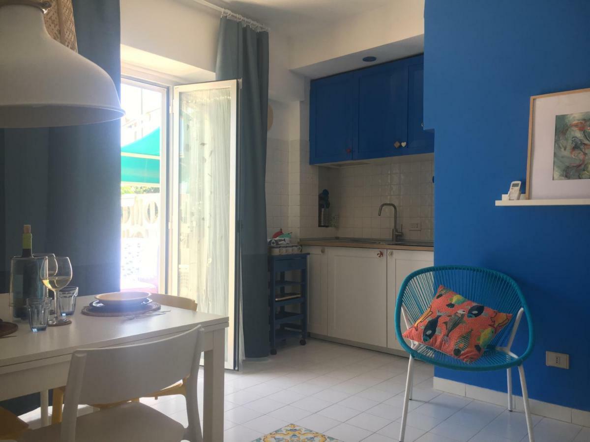 La Casa Sulla Spiaggia Apartment Nettuno Exterior foto